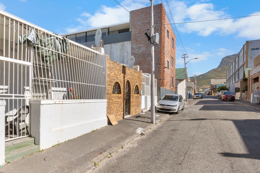 2 Bedroom Property for Sale in Observatory Western Cape